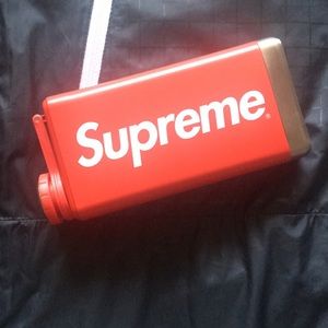 Supreme flask